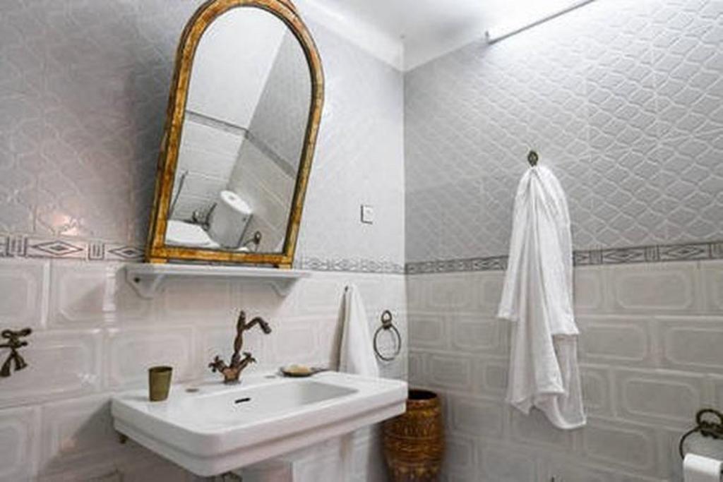 2 Bedroom Charming Apartment Fès Exteriör bild